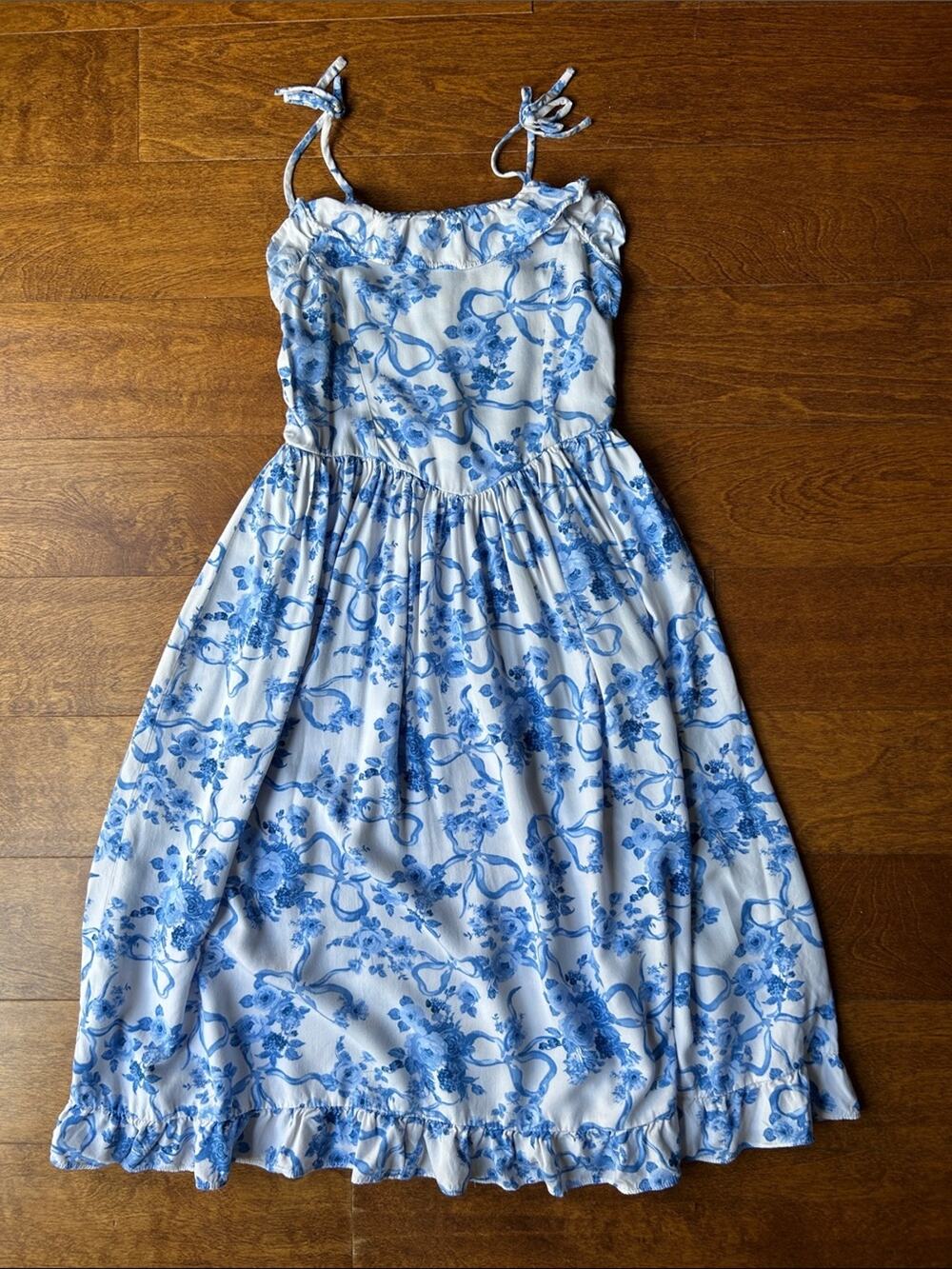Nordstrom Girl’s White and Blue Floral and Bow Print Sundress, Size M 8/10